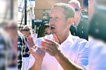 Blackout Texts Put SF Mayor Lurie On Sunshine Hot Seat