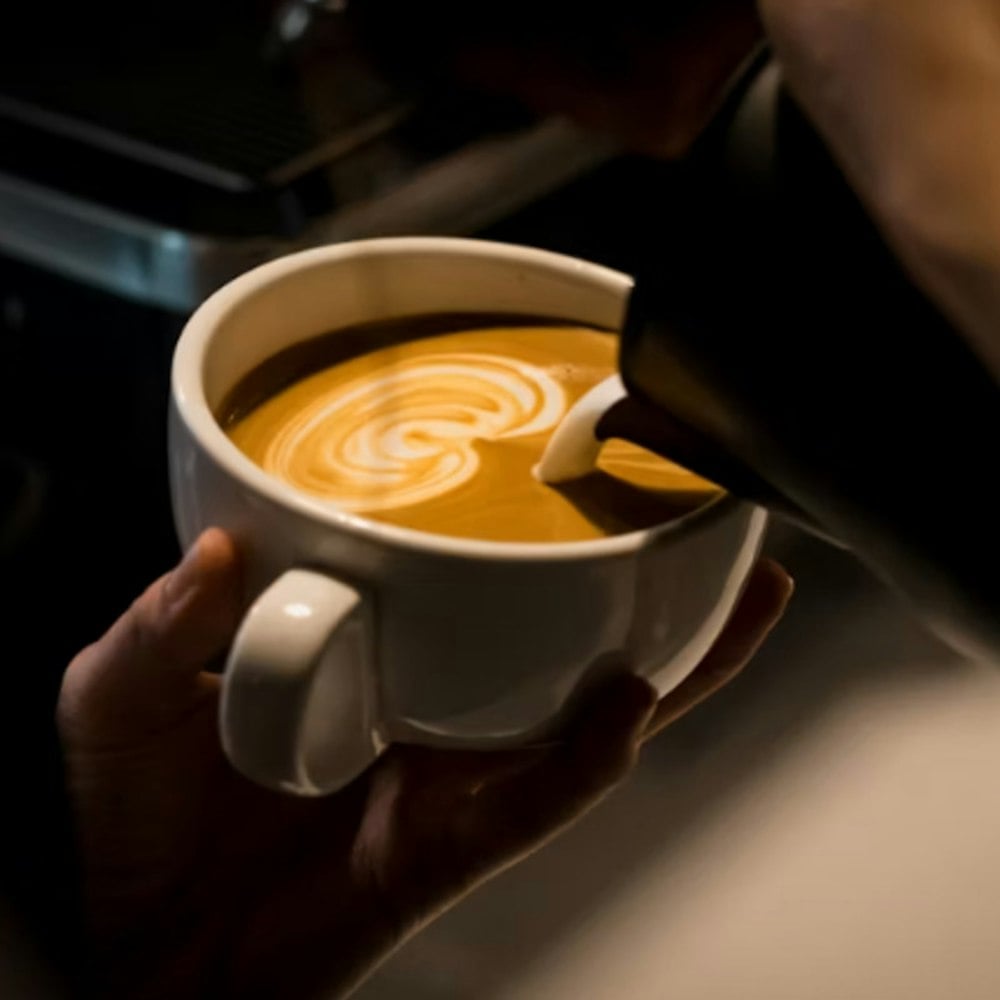 Blanc Nook Café Sneaks Into Waimanu Loft Above Ry's Poke Shack