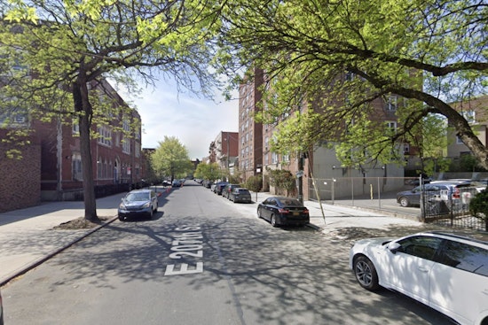 Blood Trail On E. 207th As Trio In Black Vanishes After Norwood Face Slashing