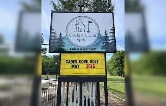 Blount County's Summer Hot Spot: Mini Golf Revival and Bacon-Fueled Bites