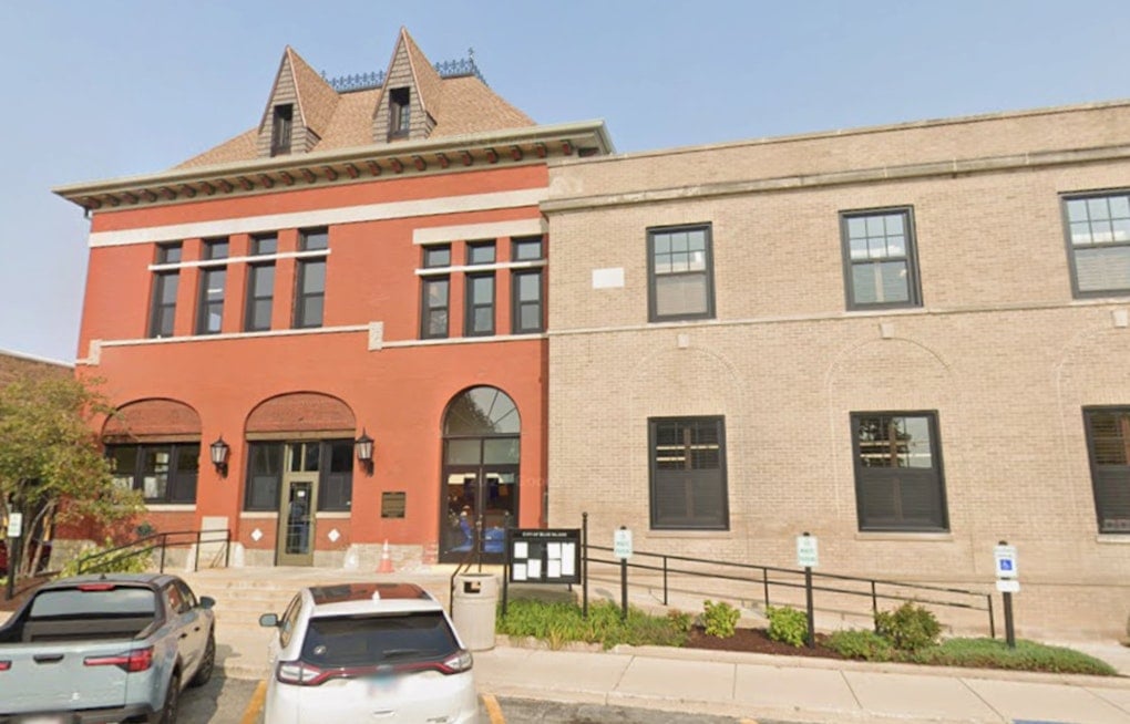 Blue Island Gives ICE the Boot From City Turf After Raids