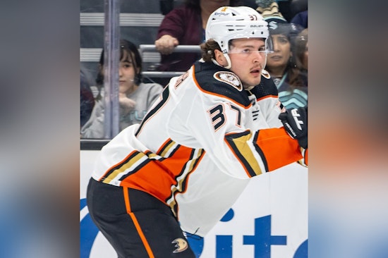 Blues Steal Mason McTavish, Still Snag Two First-Rounders
