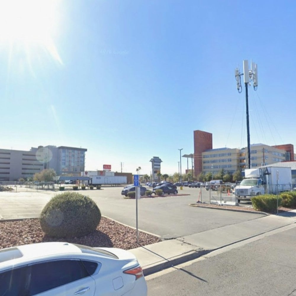 Boba Giant Chatime Crashes the UNLV Corridor With First Vegas Shop