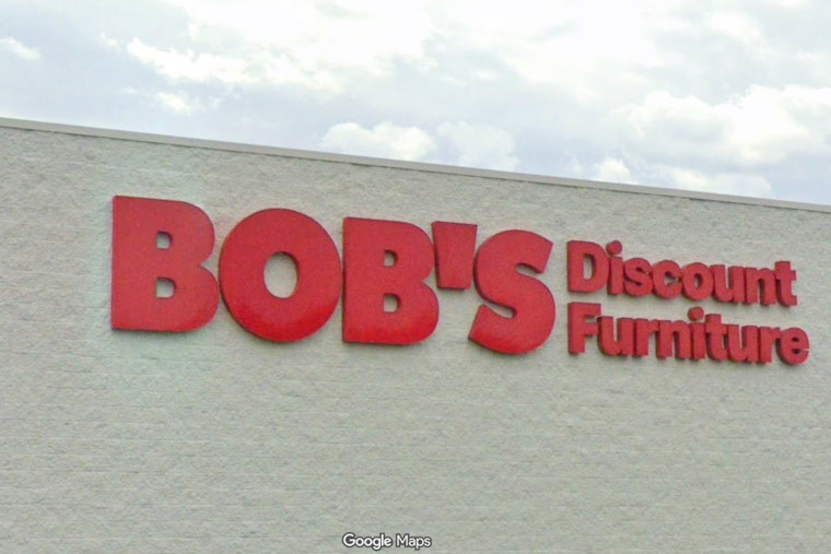 Bob's Coming To The Centre At Deane Hill In Knoxville