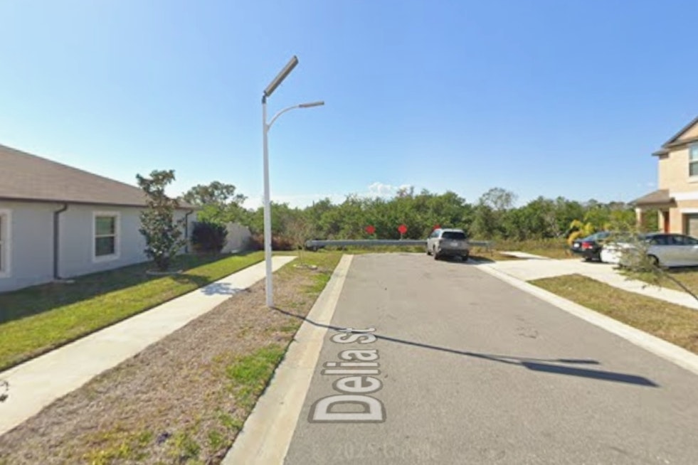 Body Found On Wimauma Street Sparks Sheriff Investigation