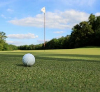 Bolt From The Blue, Golfer Struck By Lightning At Oregon Golf Club