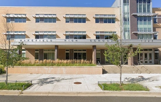 Bomb Threat Call Seals Off Wakefield High As Bomb Squad Races To Arlington Campus
