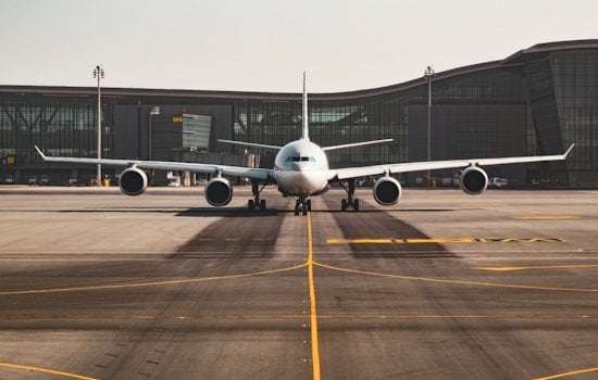 Bosnia-Bound St. Louis Flyers Say Their Travel Agent Vanished Before Takeoff