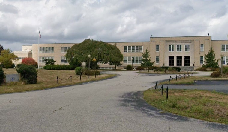 Boston Developer Moves In on Long-Empty Kingston School Campus