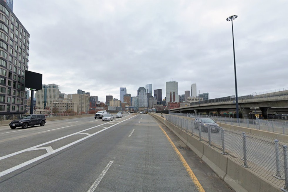 Boston Wakes Up Soaked: Fog, Thunder And A Midweek Break On Tap