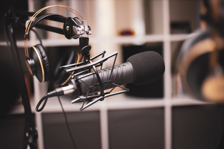 Boston’s ‘Godfather Of Sports Talk’ Eddie Andelman Dead At 89