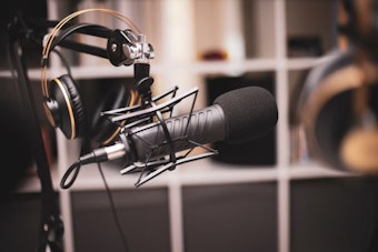 Boston’s ‘Godfather Of Sports Talk’ Eddie Andelman Dead At 89