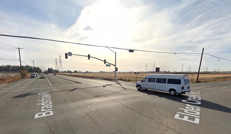 Bradshaw Road Brush Fire Torches Outbuildings in South Sacramento
