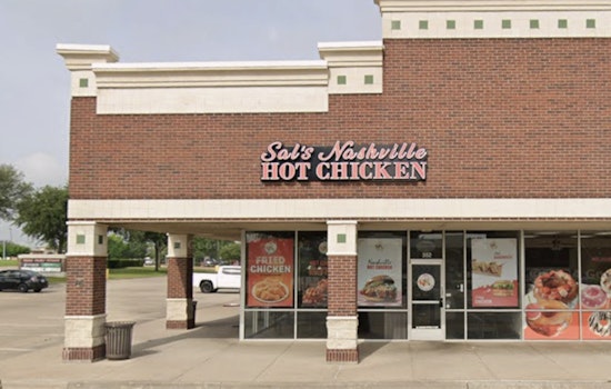 Braeburn Gets Extra Crispy as Sal's Nashville Hot Chicken Crashes Merlyn Plaza