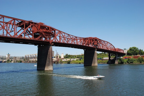 Broadway Bridge Scare As Crews Race To Possible Jumper
