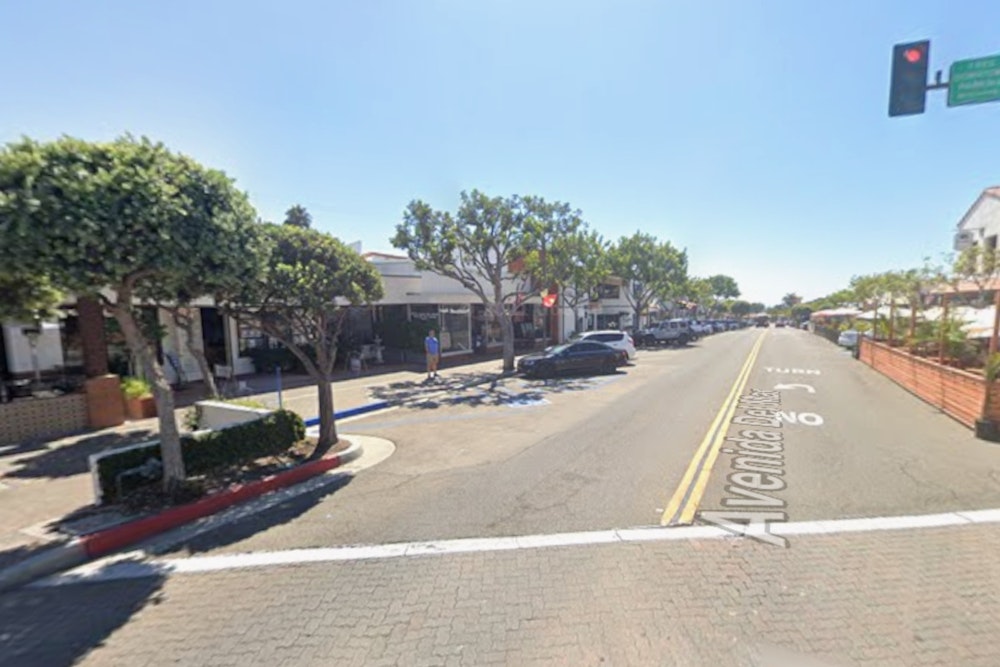 Broken Yolk Cracks Into Downtown San Clemente With 2026 Brunch Hub