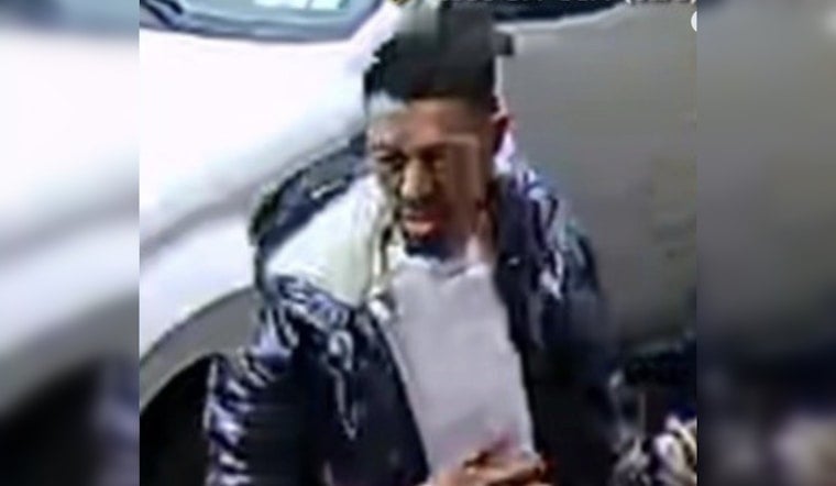 Bronx Daylight Chain Snatch: Cops Hunt Man Who Robbed 14-Year-Old