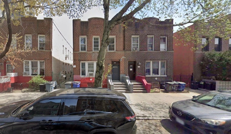 Bronx Landlord Checking Renovation Finds Tenant Dead With Knife In Chest