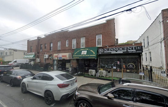 Brooklyn Man Clings To Life After Late-Night Albany Avenue Stabbing