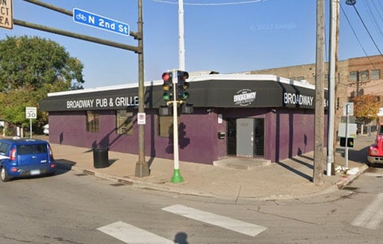 Brunch, Booze And Karaoke: River City Tavern Bets On West Broadway
