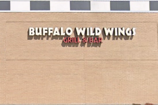 Buffalo Wild Wings Touches Down In IAH's Terminal D With $1M Buildout