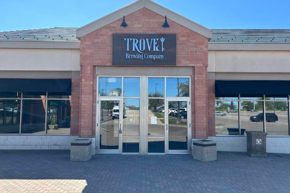 Burnsville Brewery Hits Chapter 11, Keeps Pouring Pints