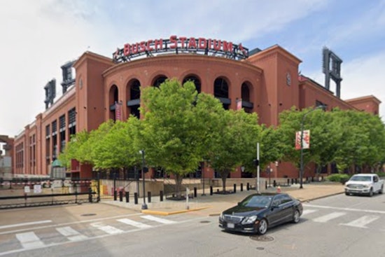 Busch Stadium Dad Turns Son Into 'Human Claw' for Souvenir Ball