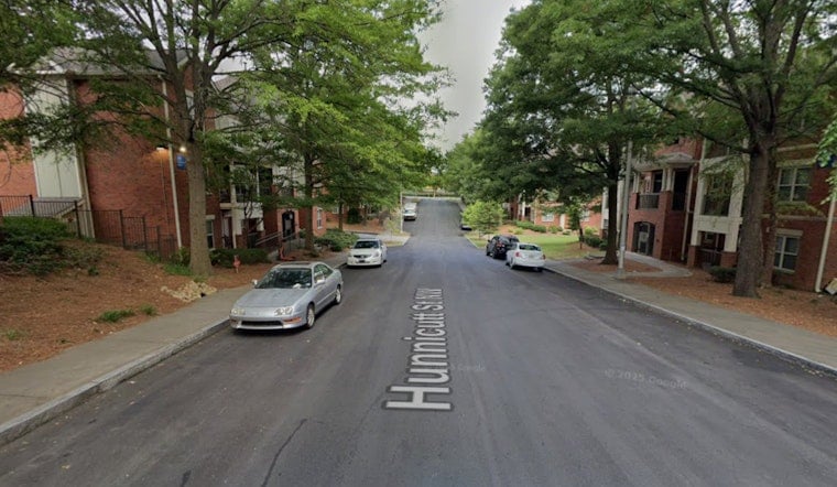Camera Deal Turns Gunpoint Heist on Atlanta's Hunnicutt Street
