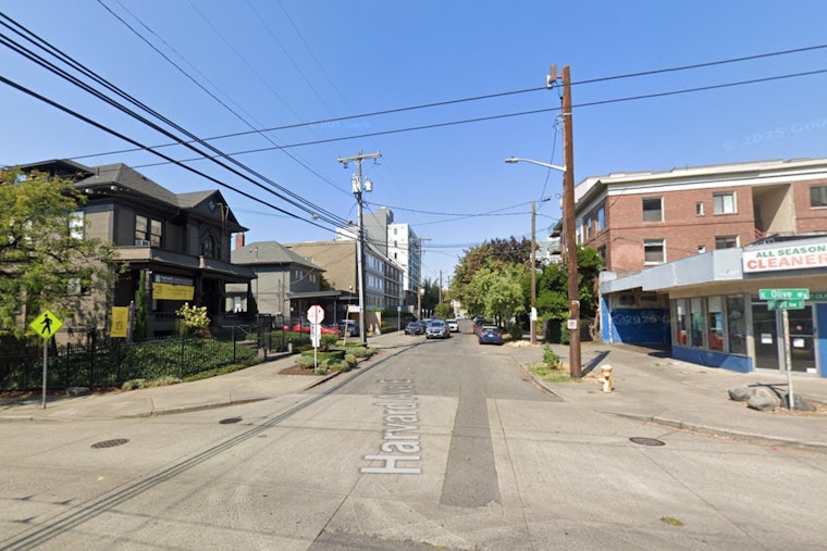 Capitol Hill House Blaze Brings Harvard Ave E To A Standstill