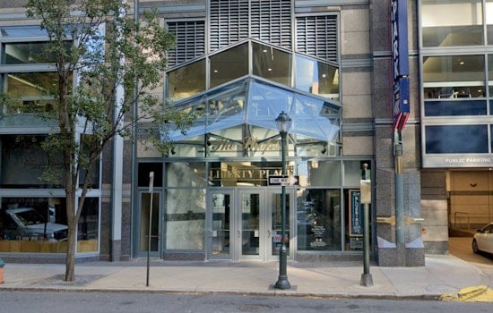 Center City SUV Smash Sends Street Sign Flying Into Liberty Place Lobby