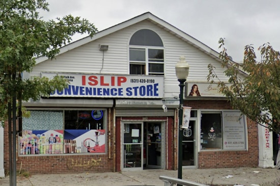 Central Islip Strip Mall Inferno Leaves Cop And Firefighter Hurt
