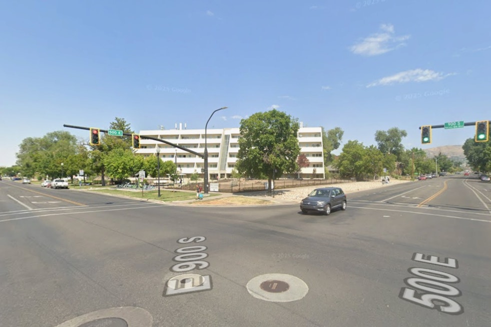 Central Salt Lake Apartment Inferno Leaves One In Serious Condition