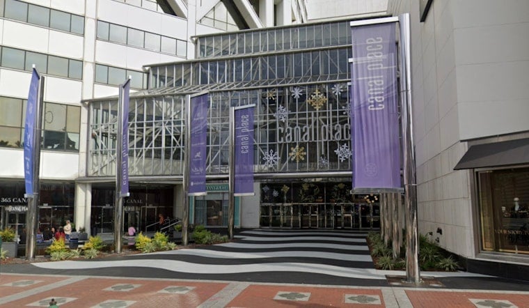 Chaos at Canal Place: New Orleans Immigrants Funneled Into ‘Mega’ Court Hearings