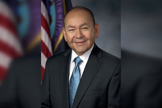 Chickasaw Power Shift: Bill Anoatubby To Hand Reins To Son After 40-Year Run