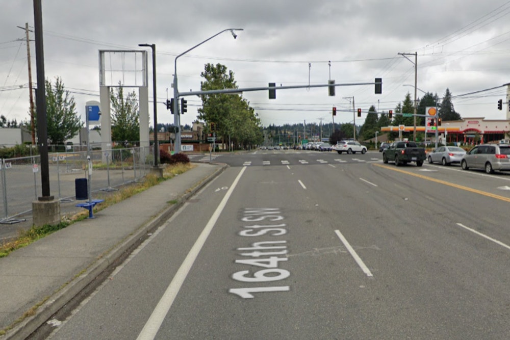 Chicken Frenzy On 164th As Lynnwood’s First Raising Cane’s Sparks Traffic Jitters