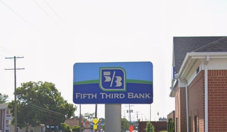 Cincinnati’s Fifth Third Storms Wall Street in Biggest Bank Listing Switch