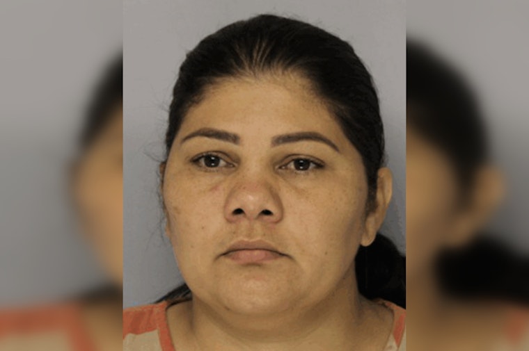 Clermont Rollover Crash Kills 82-Year-Old, Lawrenceville Woman Held Without Bond