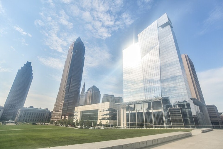 Cleveland Sizzles Under Heat Advisory As Midnight Storms Move In