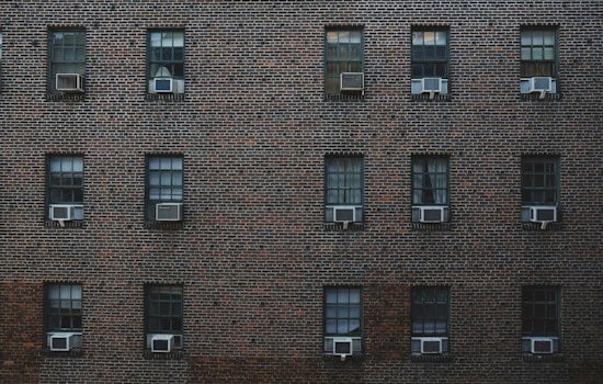 Clock Ticks Down On Free AC For Essential Plan Enrollees Across NYC
