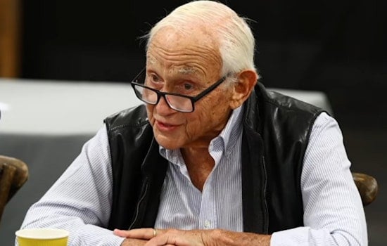 Columbus Power Broker Les Wexner Ghosts His Own OSU Med Board