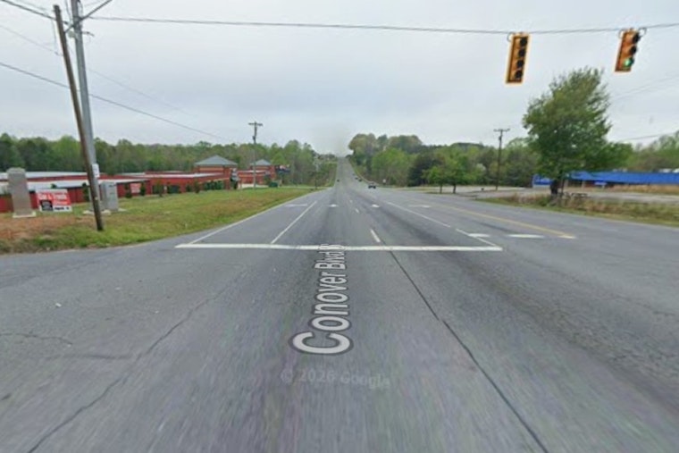 Conover Boulevard West Crash Kills Local Couple In Single-Car Smash