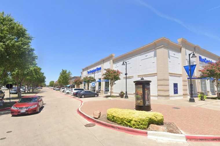 Conveyor-Belt Sushi Rush: Kura Rolls Into Arlington Highlands This Year