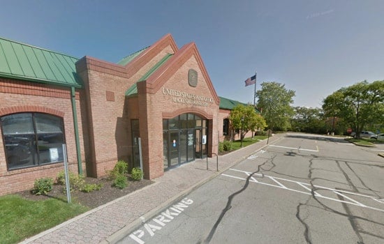 Cop Thrown On Hood After Post Office Heist In Shrewsbury