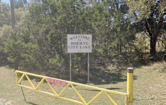 Cops Clear Out Boerne Lake As Mystery Incident Shuts Down Local Hot Spot