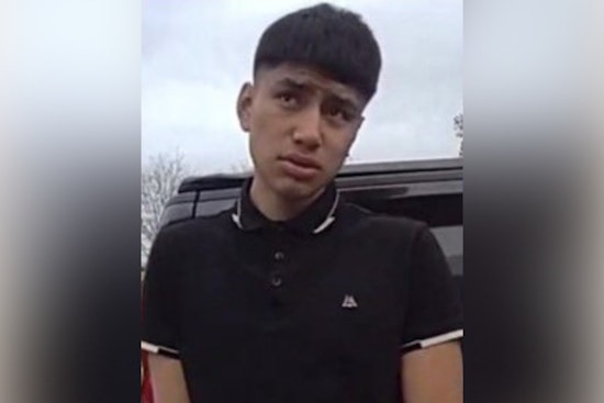 Cops Hunt 17-Year-Old After Pre-Dawn Killing On South Federal