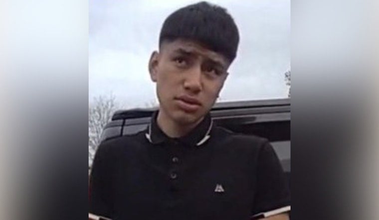 Cops Hunt 17-Year-Old After Pre-Dawn Killing On South Federal