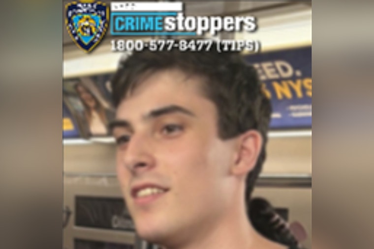 Cops Hunt Suspect in Sex Abuse of Rider on R Train Near 28th Street