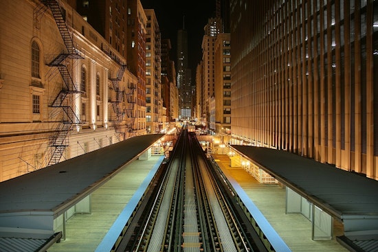 CTA Shrinks Weekend 'L' Trains As Riders Squeeze And Agency Cites Cleaning