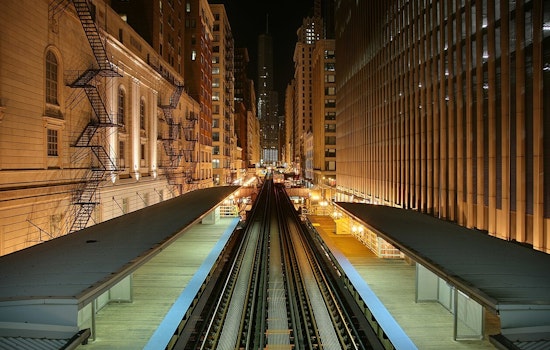 CTA Shrinks Weekend 'L' Trains As Riders Squeeze And Agency Cites Cleaning