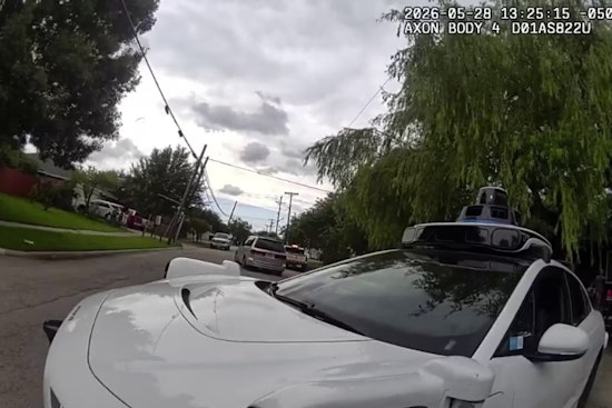 Dallas Constable Shoves Stalled Waymo From Street In Deadly Blast Chaos